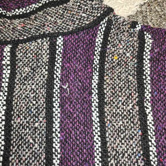 Franks Textiles Men L purple Black Mexican BAJA Poncho Hoodie Pullover Shirt Top - Picture 6 of 7